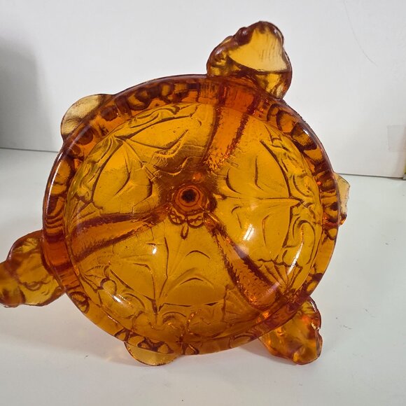 Portieux Vallerysthal Bavards Diving Dolphin - Koi Fish Candlestick - Amber - Picture 10 of 12